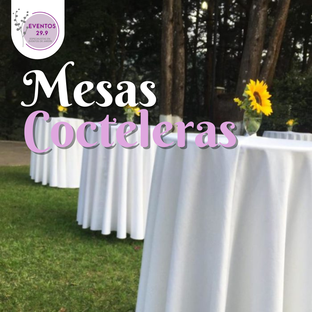 Mesa coctelera con mantel o licra